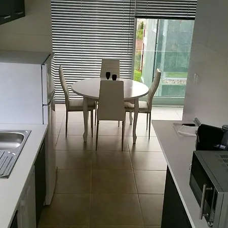 Charming In Riveira With Private Parking * Ribeira